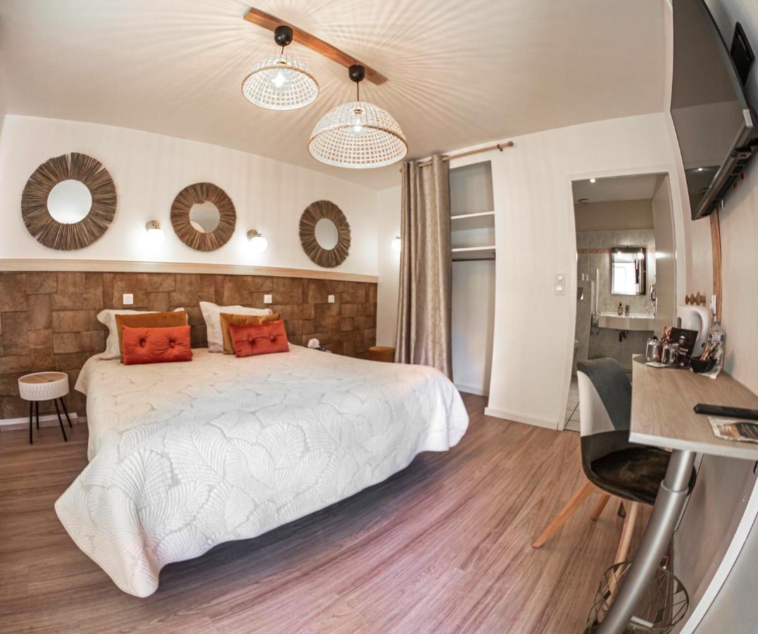 Hotel Des Dauphins Bourgoin-Jallieu 외부 사진