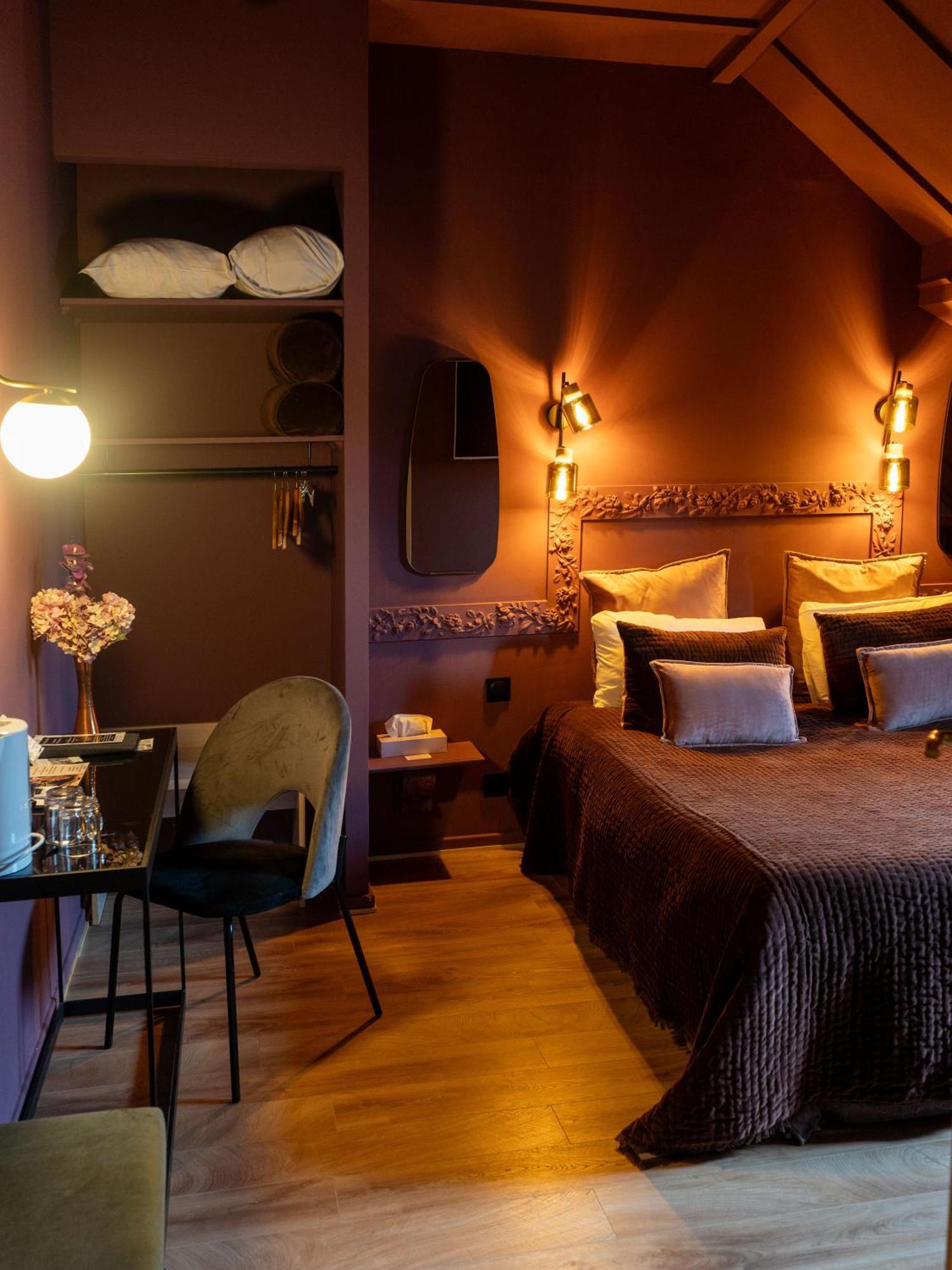 Hotel Des Dauphins Bourgoin-Jallieu 외부 사진